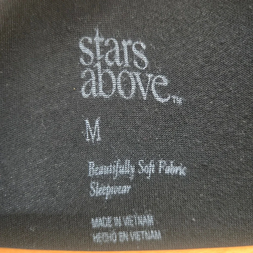 Stars Above Pajama Top Beautifully Soft Button Up M Black Short Sleeve Piping